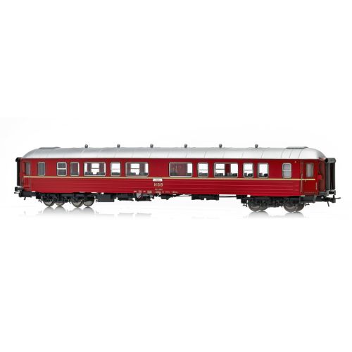 Topline Personvogner, NMJ Topline personvogn NSB B3 type 3 25512 i rødbrun utførelse med korrugerte vognsider., NMJT131.103